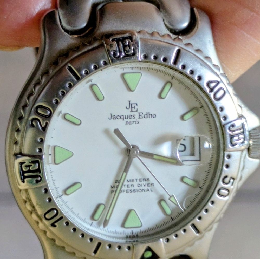 JE Jacques Edho Paris Men’s Diver – 200mModel #244620 • Stainless steel • Prof